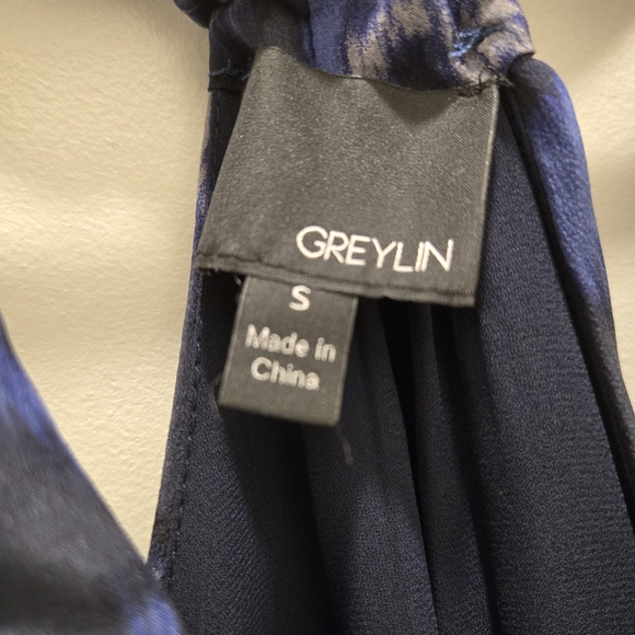 Greylin Blue and Black Mini Dress with Modern Elegance - Picture 3 of 6